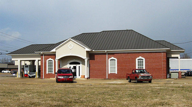 CB&S Bank in Corinth, MS on Alcorn Drive
